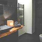 Neonero Guest house 4*