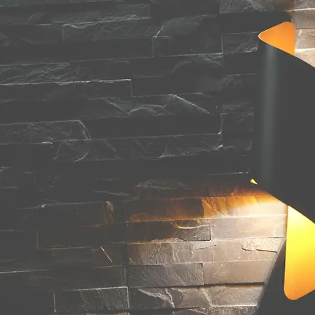 Neonero 4* Николози